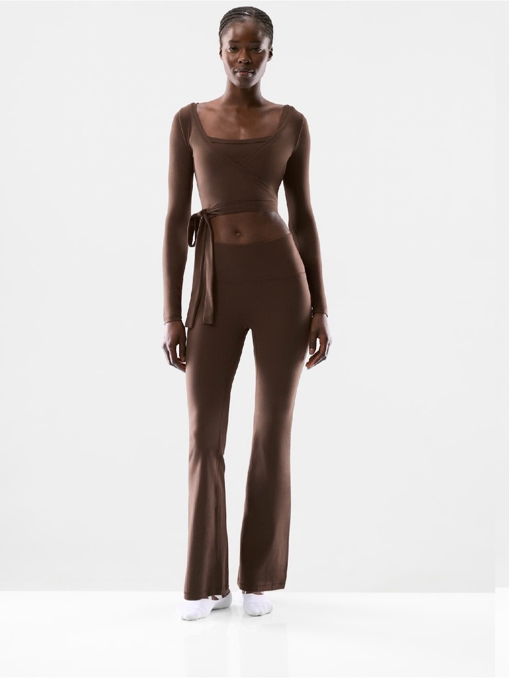 Butter cheeky infinite high flare TNACTION Artizia leggings